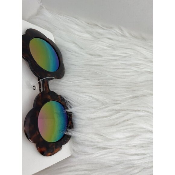NEW GB Girls Flower Shaped Turtle Shell Sunglasses 100% UV Protection Pool Beach - Picture 2 of 13